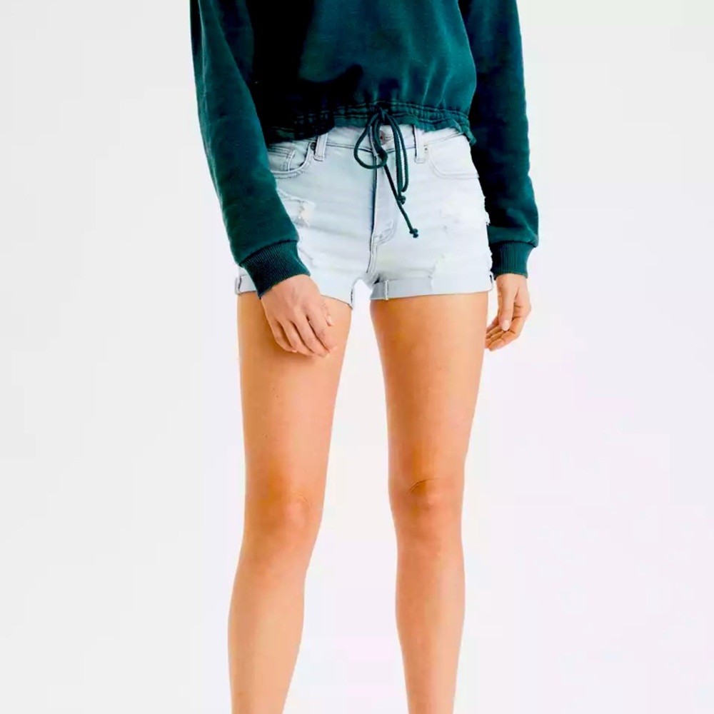 AE Lightwash Jean Short